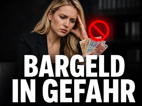 Besorgte Geschäftsfrau mit Euro-Geldscheinen und rotem Verbotssymbol, Symbolbild für die neuen EU-Regeln zur Barzahlung ab 2027