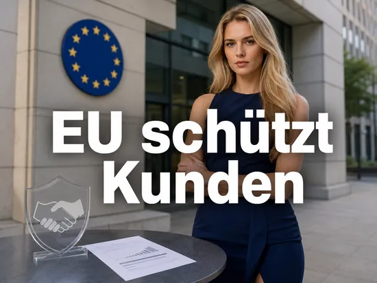 Europaeisches Amtsgebaeude mit EU-Sternenkranz, davor ein Tisch mit Stromrechnung und Schutzschild-Symbol und eine Frau