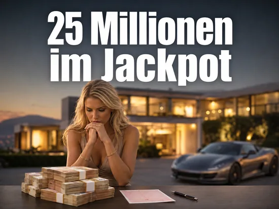 Frau vor Geldstapeln und Lottoschein mit Villa im Hintergrund, Schriftzug 25 Millionen im Jackpot