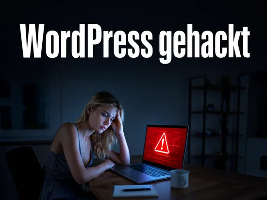 Frau nachts am Laptop mit roter Warnseite: gehackte WordPress-Website retten und bereinigen