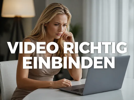 Frau am Laptop prüft besorgt, welche Daten ein eingebettetes Video an Google sendet
